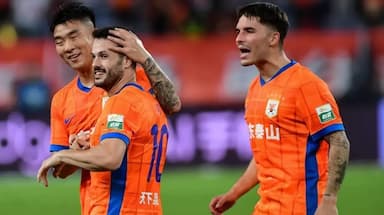 瓦科转会有了新动向，足球名记爆料：没球队真正买他，留队概率大增！_山东泰山_续约_合同