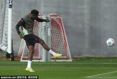 凯恩绝杀救主！拜仁客场2-2平柏林联，展现永不放弃的拼搏精神！_比赛_进球_进攻