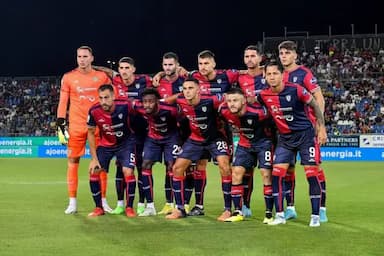 意甲焦点战！科莫主场迎战卡利亚里，争七保级战一触即发_控球_战术_制造