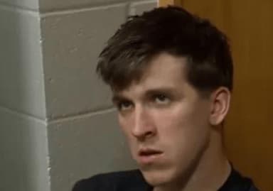 里夫斯谈失利：我们在防守端的换防出现了混乱-NBA新闻