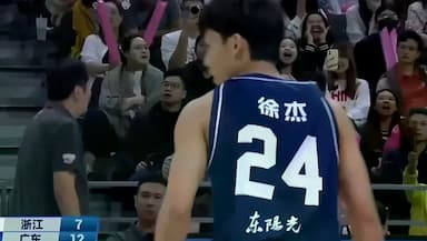 全运会男篮广东队36分大胜，时隔12年再次夺得冠军，徐杰全场MVP_浙江_决赛_球员
