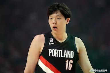 美媒：杨翰森在场上很虚，功不进防不住，年轻人不懂节制_杨瀚森_比赛_波特兰开拓者