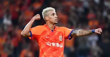 鲁能三大主力外援中超末轮集体迎来告别战！为格德斯+斯坦丘转会加盟腾位置，金靴射手领衔_韩鹏_马德鲁加_洛佩斯