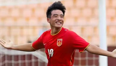 中国男足17岁新秀魏祥鑫备受瞩目，或将超越武磊_王钰栋_潜力_中超