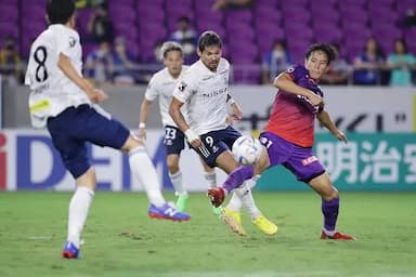 土超神锋对决英超铁腰！阿塞拜疆主场死磕冰岛，世预赛卡位战终极前瞻_攻防_莫夫_客场