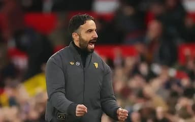 1.2亿41球神锋！曼联冬窗三连冲，能逆袭前四吗？_安德森_进攻_中场