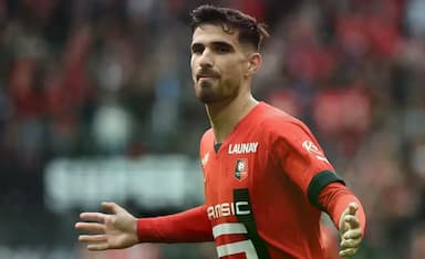 法甲对决：雷恩主场冲欧稳守，摩纳哥客场争胜强攻_防守_攻防_欧冠